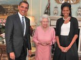 Обама преподнес английской королеве iPod с памятной надписью