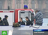 Петербургские следователи рассматривают сразу 10 версий "покушения" на памятник Ленину