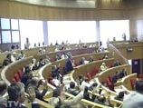 От итогов выборов зависит, кто будет управлять страной в следующие четыре года От итогов выборов зависит, кто будет управлять страной в следующие четыре года
