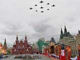Полеты самолетов над Красной площадью небезопасны, но эксперты считают, что 9 мая все пройдет нормально