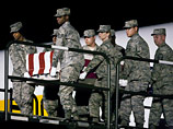 Церемонию прибытия останков американских солдат в США впервые показали прессе