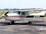В США арестован угонщик, который похитил из летной школы в Канаде одномоторный самолет Cessna-172, пересек на нем границу с Соединенными Штатами и пролетел территорию нескольких штатов