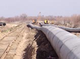 Источник в Национальной холдинговой компании "Узбекнефтегаз" сообщил лишь, что взрыв произошел 8 апреля в 20:18 по местному времени на 487 километре ветки газопровод САЦ-4 между ГКС "Ильялы" - "Дарьялык" на территории Туркмении