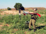 Это будут три системы ближней и средней дальности компании Israel Aerospace Industries (IAI) - легкий переносной комплекс мини-БПЛА Bird-Eye 400 (взлетная масса - 5 кг, радиус действия - 10 км) Это будут три системы ближней и средней дальности компании Israel Aerospace Industries (IAI) - легкий переносной комплекс мини-БПЛА Bird-Eye 400 (взлетная масса - 5 кг, радиус действия - 10 км)