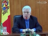 Президент Молдавии Владимир Воронин просит конституционный суд принять решение о полном пересчете голосов на парламентских выборах, состоявшихся 5 апреля