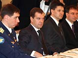 В преддверии отмечаемого в России 12 апреля Дня космонавтики президент Дмитрий Медведев встретился в Кремле с летчиками-космонавтами и представителями ракетно-космической отрасли