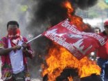 Армия Таиланда взяла в кольцо более шести тысяч демонстрантов Армия Таиланда взяла в кольцо более шести тысяч демонстрантов