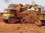Боксито-глиноземный комплекс Friguia включает бокситовый рудник, глиноземный завод, железную дорогу и другие объекты инфраструктуры