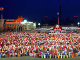 В КНДР отмечают главный государственный праздник - день рождения Ким Ир Сена
