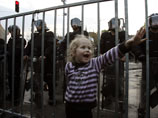 Венгры протестуют против нового премьер-министра: есть пострадавшие