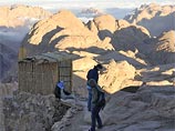 В египетских горах пропал 18-летний россиянин. На поиск с вертолетов нет денег