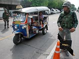 Власти Таиланда продлили в Бангкоке режим ЧП