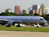 Самолет президента Аргентины Кристины Фернандес де Киршнер совершил вынужденную посадку в Каракасе из-за трещины стекла кабины