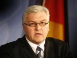 Правительство Германии решило отказаться от участия в Конференции ООН по расизму. Как заявил министр иностранных дел ФРГ Франк-Вальтер Штайнмайер, это сделано из опасения, что трибуна форума "может быть использована для выражения других интересов" Правительство Германии решило отказаться от участия в Конференции ООН по расизму. Как заявил министр иностранных дел ФРГ Франк-Вальтер Штайнмайер, это сделано из опасения, что трибуна форума "может быть использована для выражения других интересов"