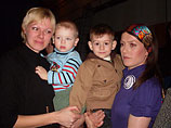 Женщины, родившие сыновей 1 марта 2007 года в одном и том же роддоме, обменялись детьми по решению Мценского райсуда (Орловская область), принятому в конце 2008 года