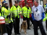 В отношении причин смерти лондонца, скончавшегося на демонстрации против G20, могут провести уже третью экспертизу В отношении причин смерти лондонца, скончавшегося на демонстрации против G20, могут провести уже третью экспертизу