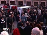 Грузинская оппозиция, которая продолжает митинг перед парламентом и пикетирование резиденции президента, в четверг проводит акцию "город клеток"