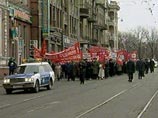 Администрация Приморья отказалась согласовать участие колонны КПРФ в первомайской демонстрации, организуемой краевыми властями в центре Владивостока, объяснив, что "схема движения колонн уже утверждена"