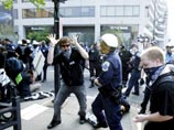 В Вашингтоне демонстранты схлестнулись с полицией у здания Всемирного банка