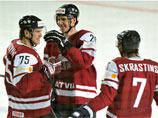 Сборная Латвии сотворила первую сенсацию на чемпионате мира по хоккею