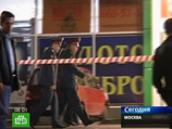 В Южный административный округ Москвы входит, в том числе, и ОВД "Царицыно", начальник которого, Денис Евсюков, в ночь на понедельник открыл стрельбу в универсаме В Южный административный округ Москвы входит, в том числе, и ОВД "Царицыно", начальник которого, Денис Евсюков, в ночь на понедельник открыл стрельбу в универсаме