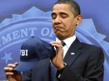 Необычайно теплый прием был оказан президенту США Бараку Обаме в штаб-квартире ФБР в Вашингтоне. Предусмотрительное руководство этого правоохранительного ведомства встретило главу государства подарками Необычайно теплый прием был оказан президенту США Бараку Обаме в штаб-квартире ФБР в Вашингтоне. Предусмотрительное руководство этого правоохранительного ведомства встретило главу государства подарками