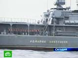Накануне российский большой противолодочный корабль "Адмирал Пантелеев" задержал в 15 милях восточнее побережья Сомали судно с 29 пиратами и оружием