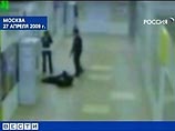 По данным московской милиции, стрельба велась из ПМ № ШИ 3192 1968 года выпуска. Пистолет был объявлен в федеральный розыск Северо-Кавказским УВДТ в 2000 году По данным московской милиции, стрельба велась из ПМ № ШИ 3192 1968 года выпуска. Пистолет был объявлен в федеральный розыск Северо-Кавказским УВДТ в 2000 году