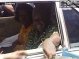 Активистки призвали жен первых лиц государства - президента Мваи Кибаки и премьер-министра Раилы Одинги - воздержаться от сексуальных отношений с мужьями