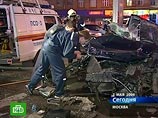 На проспекте Мира в Москве Ford врезался в остановку На проспекте Мира в Москве Ford врезался в остановку