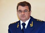 Отставка Сафонова стала результатом многомесячного конфликта Генпрокуратуры в лице заместителя генпрокурора по ДФО Юрия Гулягина, выступившего на стороне дальневосточных губернаторов, и СКП, поддержавшего полпреда Отставка Сафонова стала результатом многомесячного конфликта Генпрокуратуры в лице заместителя генпрокурора по ДФО Юрия Гулягина, выступившего на стороне дальневосточных губернаторов, и СКП, поддержавшего полпреда