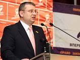 Депутат от НУ-НС: немецкую статью о скандале с Луценко писал славянин - по заказу Партии регионов Депутат от НУ-НС: немецкую статью о скандале с Луценко писал славянин - по заказу Партии регионов