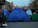 В Грузии оппозиция отметила месяц акций против Саакашвили многотысячным митингом 