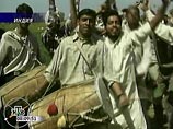 Индийцы побили рекорд хорового пения: творчество местного поэта славили 160 тысяч человек Индийцы побили рекорд хорового пения: творчество местного поэта славили 160 тысяч человек