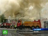 Второй крупный пожар в центре Москвы: на Смоленской горит развлекательный центр Второй крупный пожар в центре Москвы: на Смоленской горит развлекательный центр