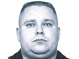 СМИ: экс-заместитель милиционера-убийцы Евсюкова торговал оружием. Он задержан СМИ: экс-заместитель милиционера-убийцы Евсюкова торговал оружием. Он задержан