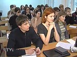 По сведениям Рособрнадзора, в стране 80 таких "проблемных" учебных заведений