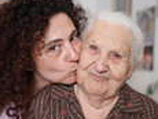 В совет итальянского городка избирается бабушка. Ей более 100 лет