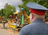 В ЯНАО милиционер открыл стрельбу среди детей, услышав 9 мая английскую песенку