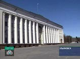 В Ульяновске борются с коррупцией: потенциальным чиновникам-взяточникам подняли зарплату В Ульяновске борются с коррупцией: потенциальным чиновникам-взяточникам подняли зарплату