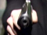 Инцидент произошел около 19:00 по Москве. Когда Богатырев пешком возвращался с работы домой, ему в спину выстрелили из проезжавшего мимо автомобиля "Лада-Приора" темного цвета Инцидент произошел около 19:00 по Москве. Когда Богатырев пешком возвращался с работы домой, ему в спину выстрелили из проезжавшего мимо автомобиля "Лада-Приора" темного цвета