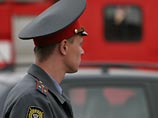 По данным правоохранительных органов, сотрудники отдела обнаружили на служебной стоянке четыре горящих служебных автомобиля около 4:30 утра По данным правоохранительных органов, сотрудники отдела обнаружили на служебной стоянке четыре горящих служебных автомобиля около 4:30 утра