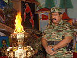 54-летний Веллупилаи Прабхакаран, руководивший "тамильскими тиграми", был убит при попытке вырваться из окружения