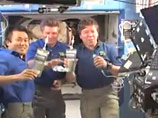 В среду космонавты на МКС впервые попробовали воду, полученную в результате переработки мочи, пота и конденсации выдыхаемого воздуха