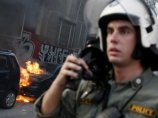 В Афинах полиция применила слезоточивый газ против манифестантов-мусульман В Афинах полиция применила слезоточивый газ против манифестантов-мусульман