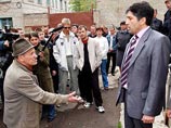 Жители города Пикалево, захватив мэрию, добились дотаций: из бюджета выделено 20 млн Жители города Пикалево, захватив мэрию, добились дотаций: из бюджета выделено 20 млн