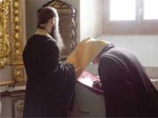 На исповедях люди чаще всего говорят о проблемах, связанных с алкоголизмом, заявили в РПЦ На исповедях люди чаще всего говорят о проблемах, связанных с алкоголизмом, заявили в РПЦ