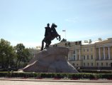 Заседание пройдет в обновленном историческом здании Правительствующего Синода, где Патриарх Кирилл, прибывший накануне вечером в Северную столицу с первосвятительским визитом, освятит домовый храм Заседание пройдет в обновленном историческом здании Правительствующего Синода, где Патриарх Кирилл, прибывший накануне вечером в Северную столицу с первосвятительским визитом, освятит домовый храм