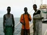 Сомалийские пираты пытают захваченных украинских моряков
Сомалийские пираты пытают захваченных украинских моряков