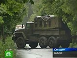 В центре Нальчика идет спецоперация - в четырехэтажном доме блокированы четверо боевиков В центре Нальчика идет спецоперация - в четырехэтажном доме блокированы четверо боевиков